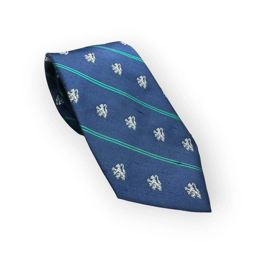 Briar Pride of England Navy Blue Rampant Lion Crest Green Stripe Silk Necktie